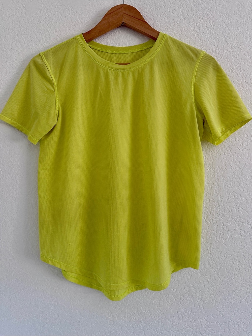 lululemon athletica Short Sleeve Tee in Neon Lime